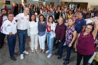 La docencia y enfermer&iacute;a deben ser reconocidos por la sociedad: Pepe Chedraui