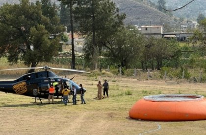 Por aire y por tierra &oacute;rdenes de gobierno combaten incendio forestal en Zautla