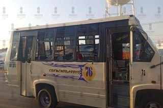 Chofer de la ruta 76 fue brutalmente golpeado, el incidente se viraliz&oacute; en redes sociales