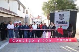 Ayuntamiento de Puebla construye tres nuevas calles bajo el programa "Construyendo Contigo"