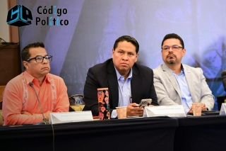 Leobardo Ju&aacute;rez exhibe inconsistencias en 2&ordm; Informe de Eduardo Rivera &nbsp;