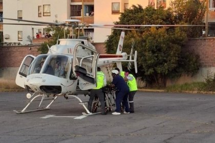 Con respuesta inmediata, trasladan por v&iacute;a a&eacute;rea a motociclista grave desde Ciudad Serd&aacute;n