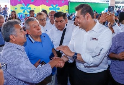 Puebla rehabilitar&aacute; casas del migrante en la Uni&oacute;n Americana: Armenta