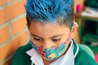 Escuelas no podr&aacute;n prohibir el pelo largo o pintado