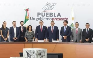 Inicia gobierno estatal proceso de transici&oacute;n; transformaci&oacute;n en Puebla continuar&aacute;: Sergio Salom&oacute;n&nbsp;