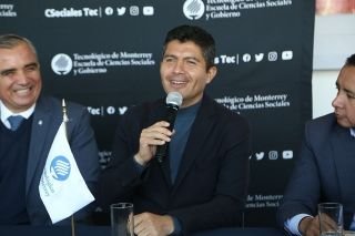 Eduardo Rivera presente en la "Tec Social Lab"