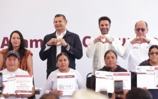 Con hist&oacute;rica entrega de recursos, Gobierno Federal y Estatal reconocen derechos ind&iacute;genas en Canoa