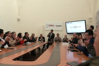 Capacitan a 27 delegados del SEDIF para llevar con rostro humano la asistencia social