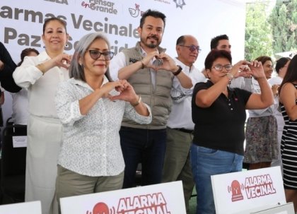 En Puebla se construye paz y confianza con cuarta entrega de alarmas vecinales