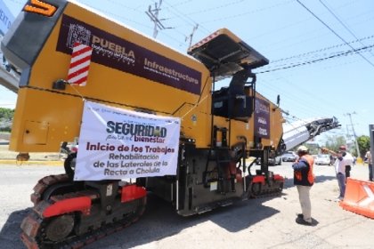 Gobierno de Armenta impulsa seguridad y bienestar con rehabilitaci&oacute;n de laterales en Recta a Cholula