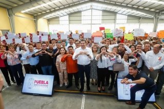 Con obra comunitaria Gobierno de Puebla detona desarrollo en Tepexi de Rodr&iacute;guez