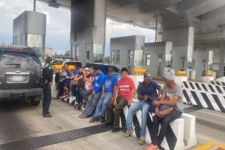 Polic&iacute;a municipal y estatal rescatan a 12 migrantes centroamericanos