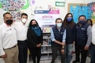 Eduardo Rivera P&eacute;rez sigue entregando becas e incentivos para estancias infantiles