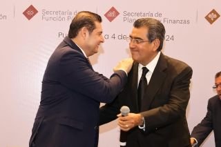 Armenta y Sergio Salom&oacute;n lideran misi&oacute;n en Alemania para el crecimiento de inversiones en Puebla