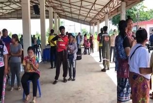 Expolic&iacute;a ataca guarder&iacute;a en Tailandia y mata a 35 personas, incluidos 22 ni&ntilde;os