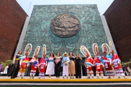 Presentan en la C&aacute;mara de Diputados los &ldquo;Eventos 2025 Por Amor a Puebla&rdquo;