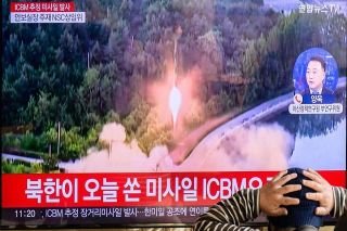 Corea del Norte lanza misil intercontinental; cae frente a costas de Jap&oacute;n