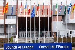 En 48 horas: expulsan a unos 200 diplom&aacute;ticos rusos en Europa