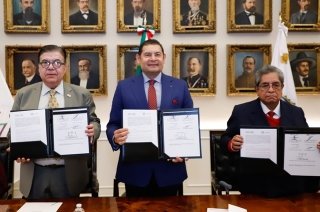 Servidores p&uacute;blicos capacitados para un gobierno m&aacute;s eficiente: Armenta