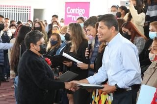 Ayuntamiento de Puebla promovi&oacute; la capacitaci&oacute;n para el trabajo de 655 personas