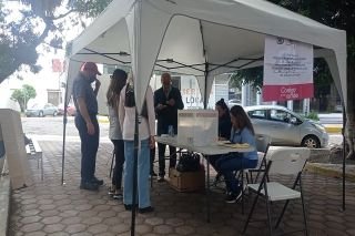 Contin&uacute;a elecci&oacute;n de nuevos representantes vecinales en la capital poblana
