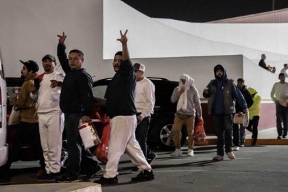 Gobierno niega crisis en fronteras por deportaciones de EE.UU.; ve aqu&iacute; promedios diarios de los &uacute;ltimos a&ntilde;os