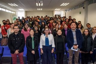 Ofrece Gobierno de la Ciudad el taller Buscadores de Empleo a futuros profesionistas