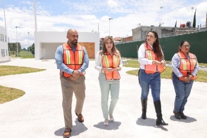 Supervisa Ceci Arellano avance de obra en casa del abue oriente