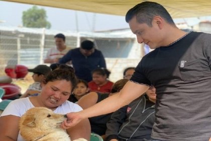 Acerca Gobierno de la Ciudad jornada de bienestar animal a la colonia 20 de Noviembre