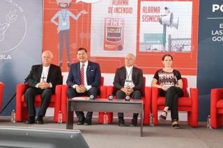 Trabajar&eacute; de la mano con la sociedad para construir juntos la paz en Puebla: Armenta &nbsp;&nbsp;