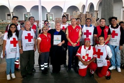 Fundaci&oacute;n Granjas Carroll entrega despensas a Cruz Roja para damnificados