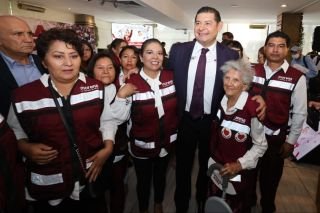 Puebla presente en el extranjero para beneficio de los poblanos: Armenta