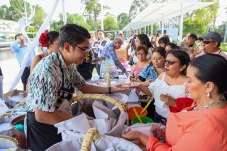 Gobierno estatal celebra a pap&aacute;s con recital musical para unir a las familias poblanas
