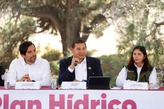 Rescate hist&oacute;rico del r&iacute;o Atoyac es una realidad; solo faltaba voluntad: Armenta