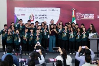 Gobierno Estatal premia esfuerzo de atletas poblanos en olimpiada Conade 2026