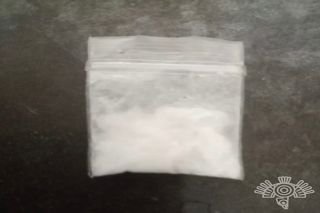 Detiene Polic&iacute;a Estatal a persona por intentar ingresar droga al Penal de Ciudad Serd&aacute;n