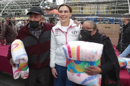 Llev&oacute; SMDIF posadas navide&ntilde;as a las 17 juntas auxiliares de la capital