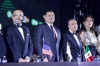 Puebla de la mano con empresarios socialmente responsable propone Armenta