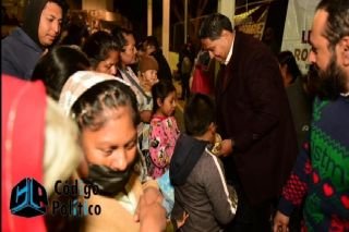 Leobardo Ju&aacute;rez organiza posada en Azumiatla