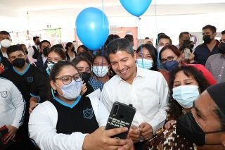 Eduardo Rivera P&eacute;rez, rectores y l&iacute;deres sindicales inauguran la Expo Universidades 2022