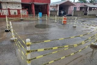 Se forma socav&oacute;n de 3 metros en Ciudad Madero