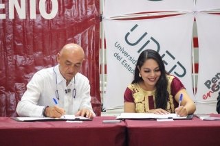 UDEP y San Pedro Cholula firman convenio para incentivar el deporte en el municipio