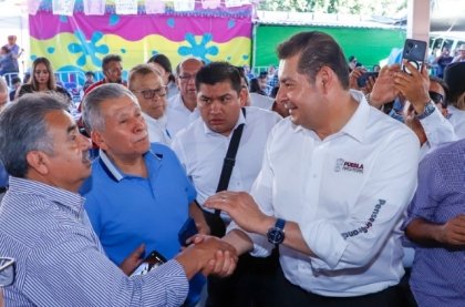 Gobierno de Puebla implementa plan de atenci&oacute;n a migrantes