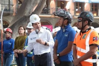 Ayuntamiento de Puebla interviene arbolado del centro hist&oacute;rico