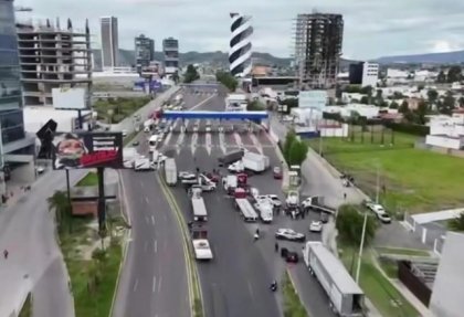 Acuerdo roto: Pese a anuncio de Segob, transportistas de AMOTAC desatan caos vial