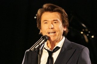 Raphael sufre un linfoma cerebral y cancela gira en Latinoam&eacute;rica