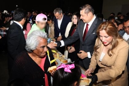 M&aacute;s de 6 mil ni&ntilde;as y ni&ntilde;os festejan D&iacute;a de Reyes con Armenta