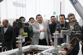 Olinia se queda en Puebla, inici&oacute; la construcci&oacute;n del Centro de Dise&ntilde;o