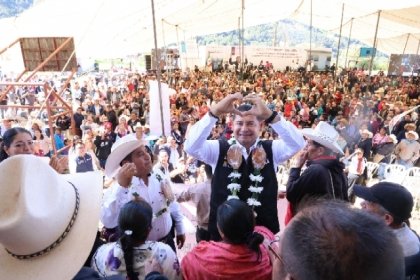 Con apoyos hist&oacute;ricos al campo, gobierno estatal impulsa producci&oacute;n agr&iacute;cola en Cuautempan