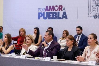 Gobierno de Puebla protege a empresas locales con combate al contrabando: Armenta